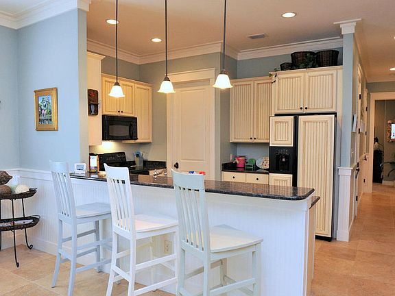 5th image of 2451 Bungalo Ln #2451
