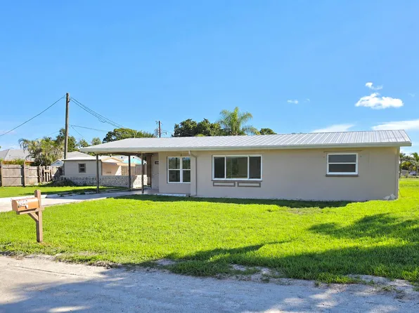 4651 SE CHATHAM Avenue, Stuart, FL 34997