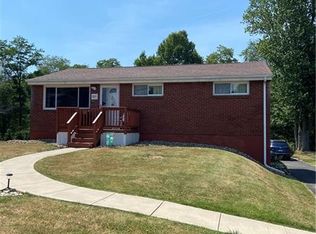 321 Westland Dr, Greensburg, PA 15601