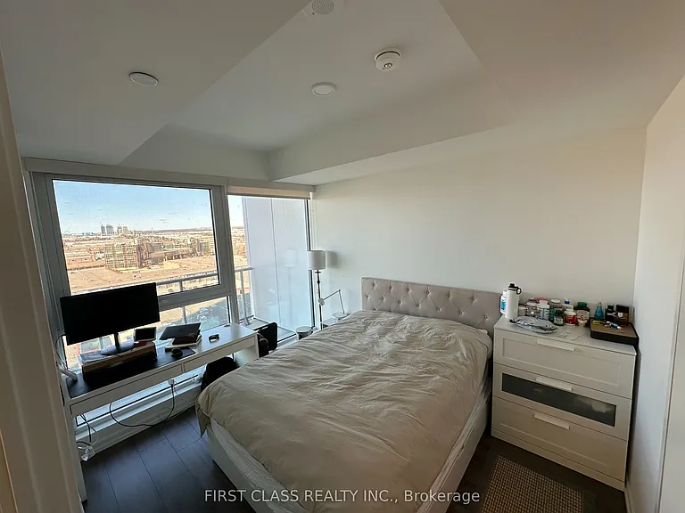 1000 Portage Pkwy #911 — Photo 7