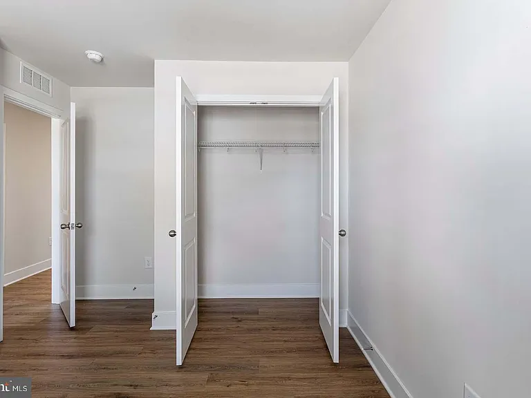 214 Matilda — Photo 12