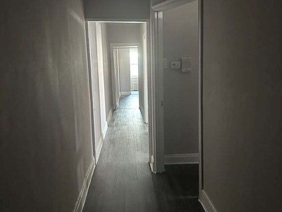 2nd image of 912 N 3rd St APT 3