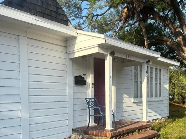 2601 W Cleveland St, Tampa, FL 33609