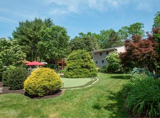 326 Little Plains Rd, Huntington, NY 11743