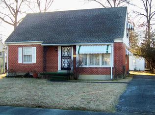 2526 Clay St, Paducah, KY 42001