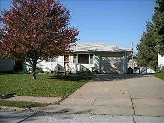 3rd image of 414 Chippewa Dr