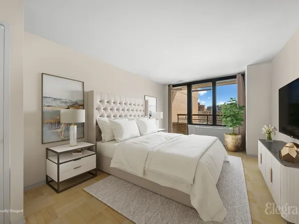 330 East 38th Street 16B image 3 of 23