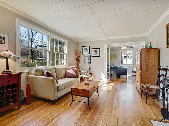 2nd image of 9000 Littleton St
