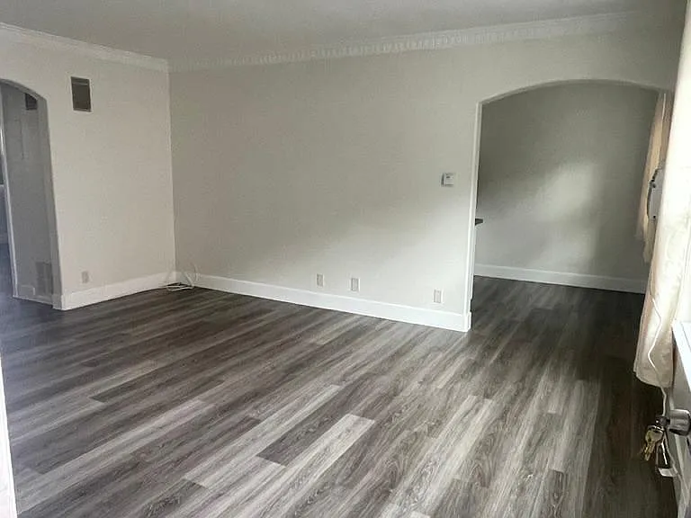 4366 Ventura Canyon Ave #11 — Photo 3