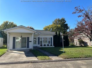 1903 Harrison Ave, Saint Albans, WV 25177