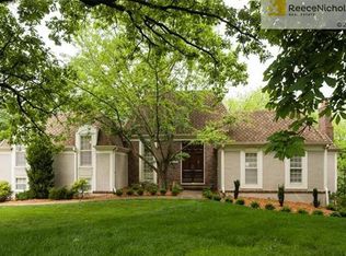 15 Wycklow St, Overland Park, KS 66207