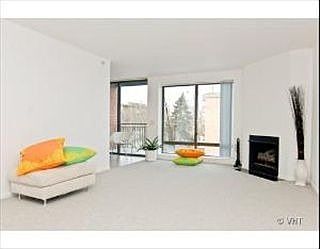 1st image of 1633 2nd St APT 402