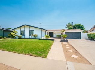2896 Baker St, Costa Mesa, CA 92626