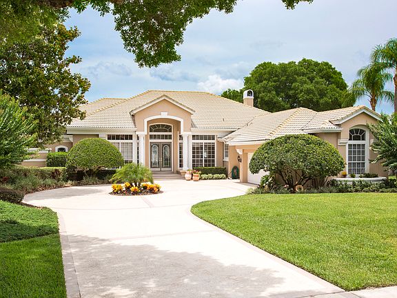 3rd image of 1724 Lake Roberts Ct