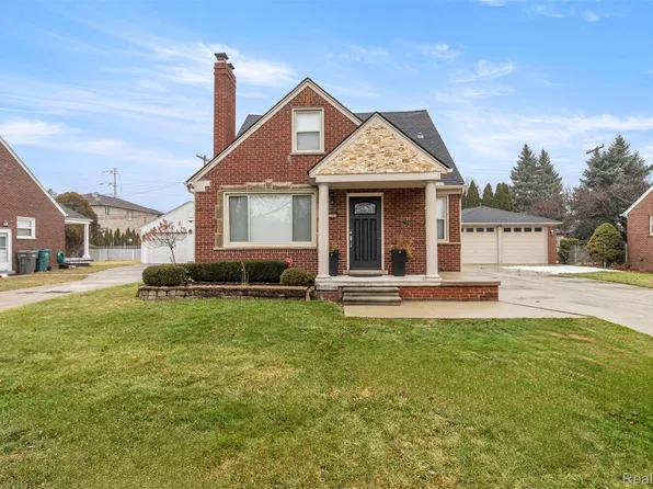 5264 Palmer St, Dearborn, MI 48126