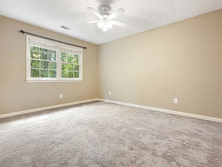 2245 Mills Wood Run — Photo 23