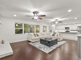 2524 Aaron Cir, Dallas, TX 75233