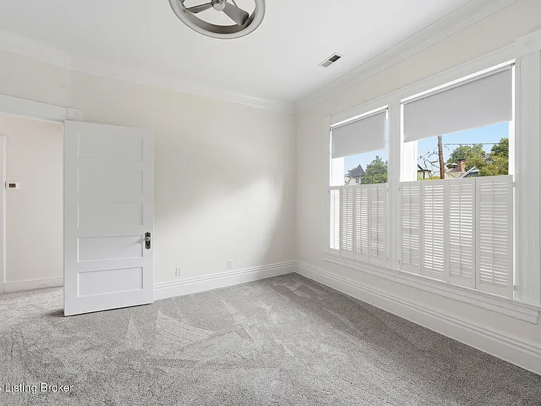 1290 Everett Ave — Photo 10