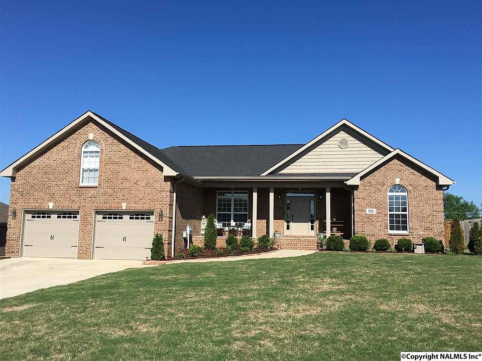 1st image of 111 Grassy Bank Dr