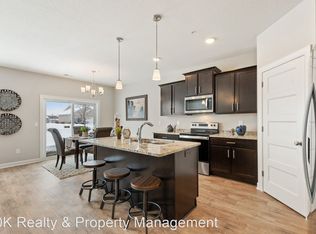 2132 Cleveland Ln S, Cambridge, MN 55008
