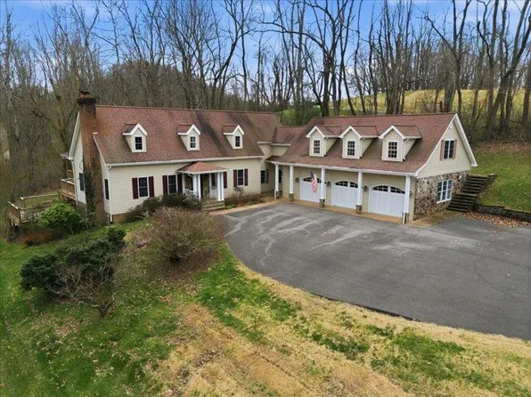 20469 Green Spring Rd, Abingdon, VA 24211