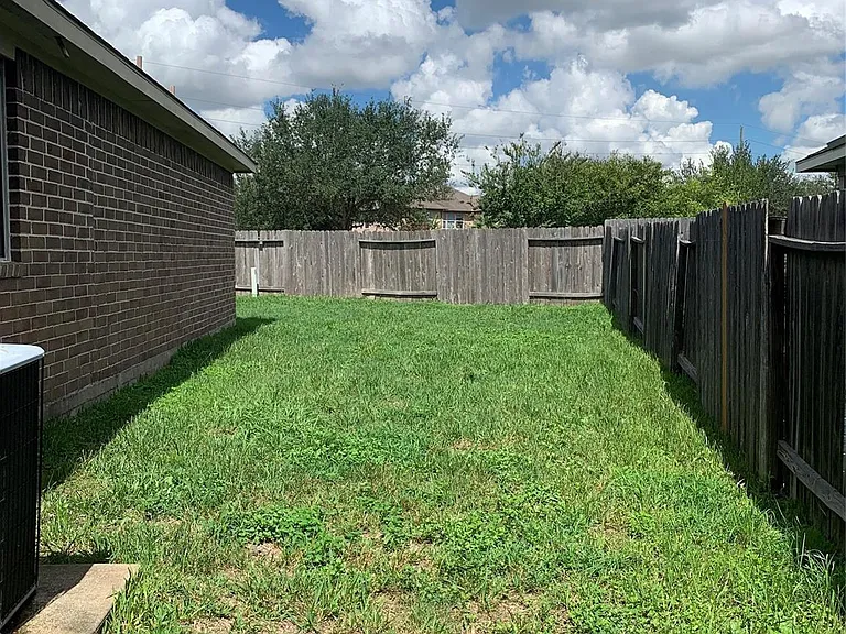 4611 Parkstone Bend Ct — Photo 38