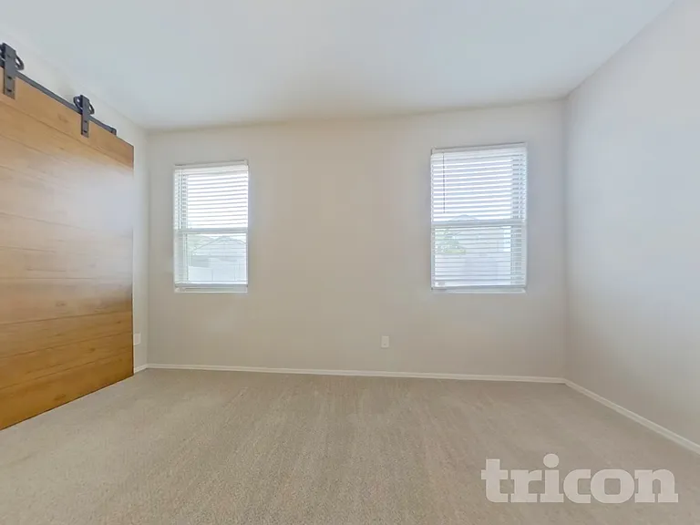 29964 W Mulberry Dr — Photo 8