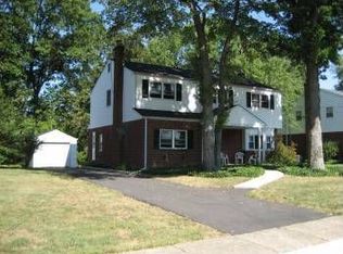 318 Weymouth Rd, Plymouth Meeting, PA 19462