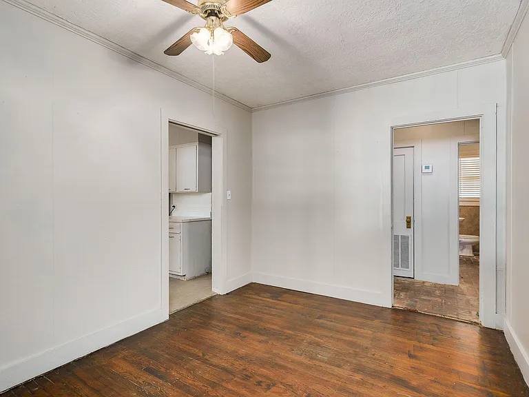 217 N 25th Ave — Photo 10