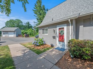 388 Hubbard St UNIT B1, Glastonbury, CT 06033