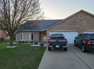 321 Waterford Ln, Avon, IN 46123