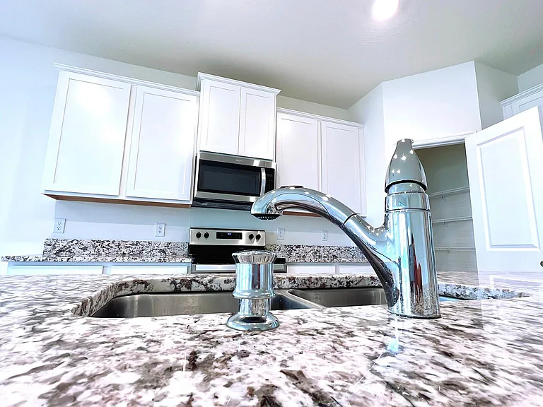 3539 Autumn Amber Dr — Photo 15