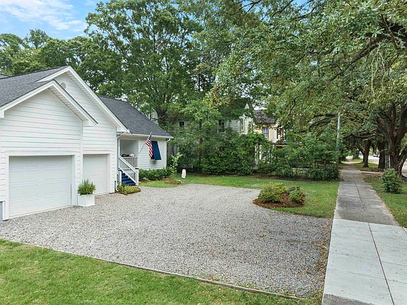 5th image of 1528 Winyah St.