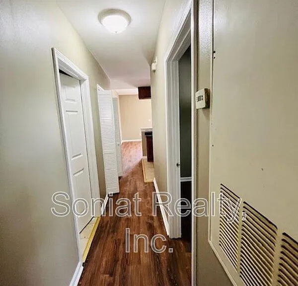2645 N Galvez St — Photo 11