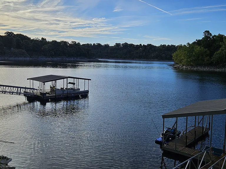 1464 Paradise Camp Rd — Photo 2