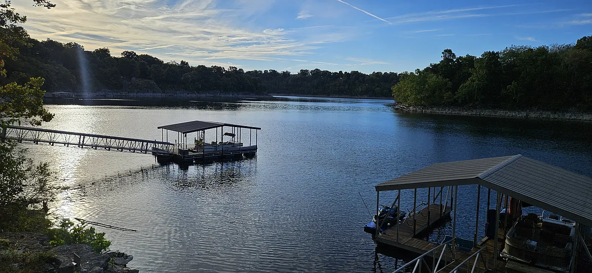 Building Photo - 1464 Paradise Camp Rd