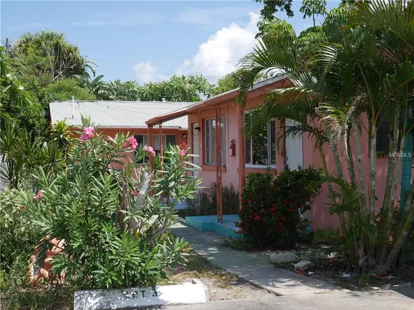 605 69th Ave, Saint Pete Beach, FL 33706