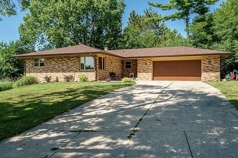 1st image of 3822 Cass Ct