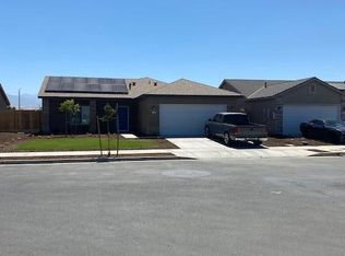 1122 S Chess Terrace St, Porterville, CA 93257