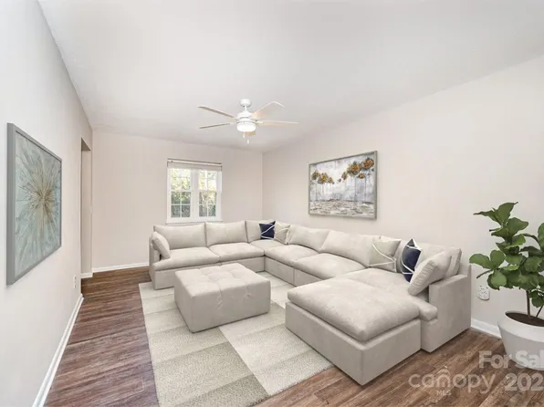 3178 Heathstead Pl, Charlotte, NC 28210