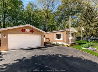 29338 Jane Rd #38, Chatham Kent, ON N0P 2K0