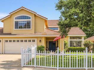1738 Goshen Ave, Clovis, CA 93611