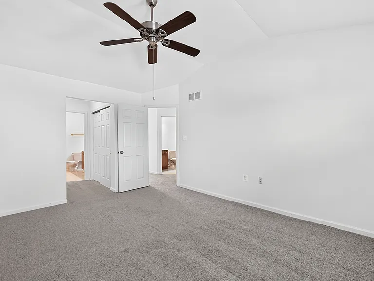 335 Wheatfield Cir — Photo 13