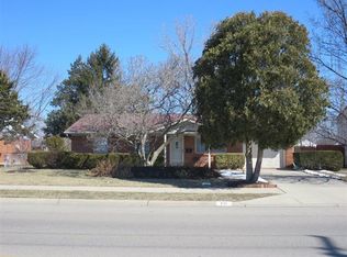 711 W Lake Ave, New Carlisle, OH 45344