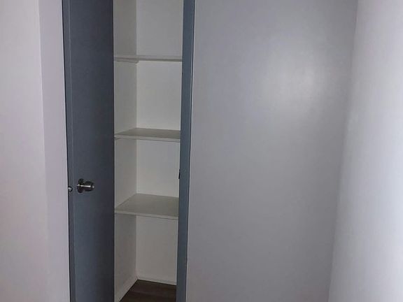 5th image of 1950 Warren St APT 3
