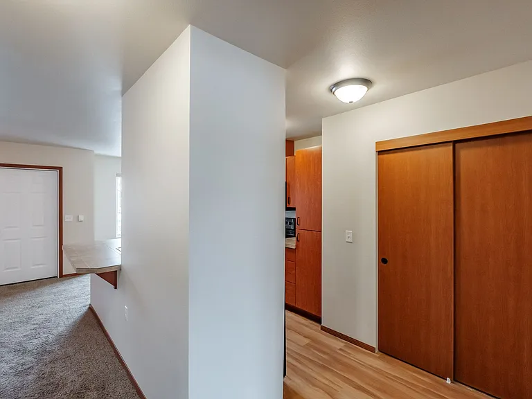 Aspen Place Apartments — Photo 36