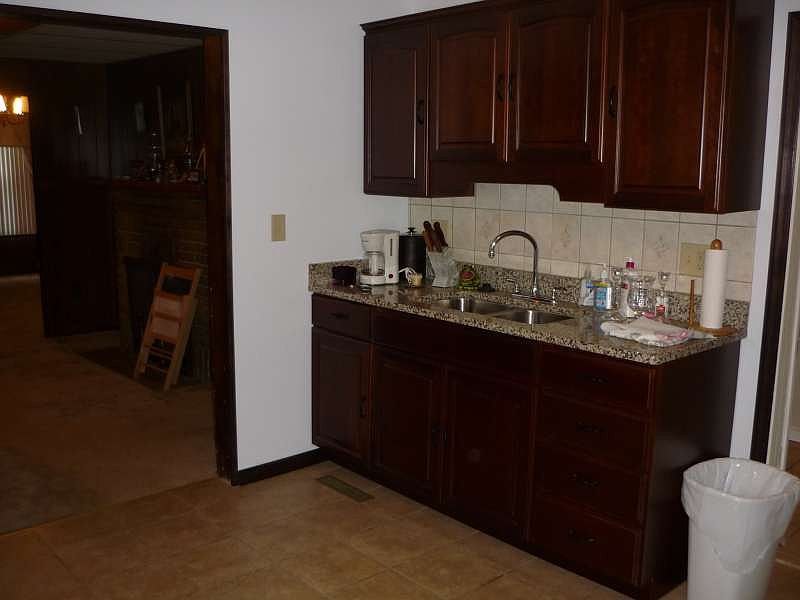 2nd image of 8 Orchard St