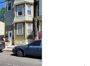 654 S 19th St FLOOR 3, Newark, NJ 07103
