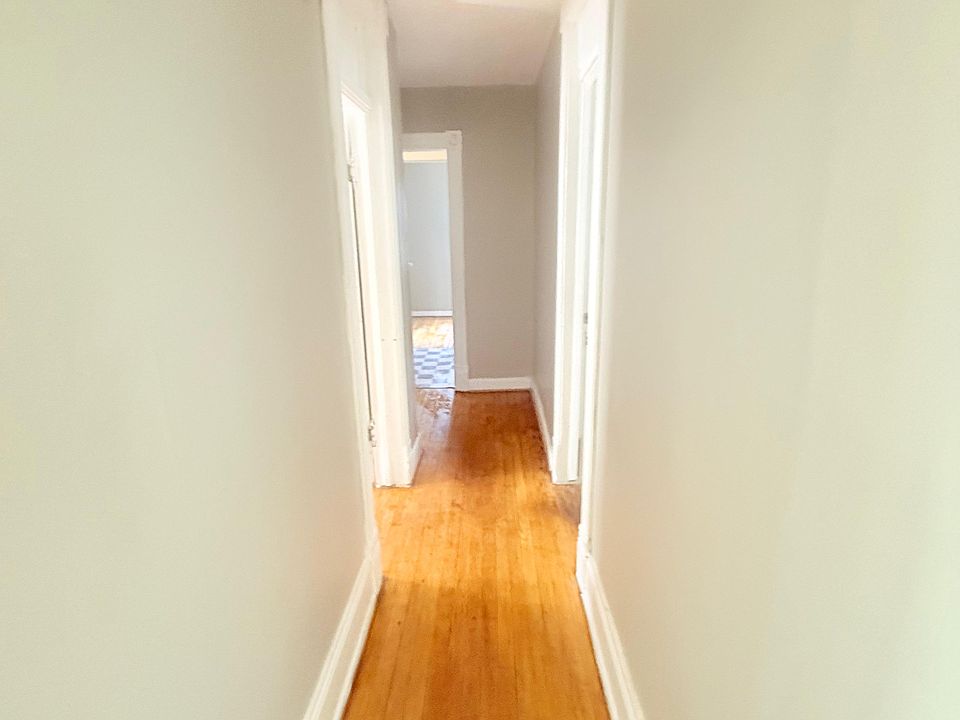 1st image of 815 Sherburne Ave APT 2