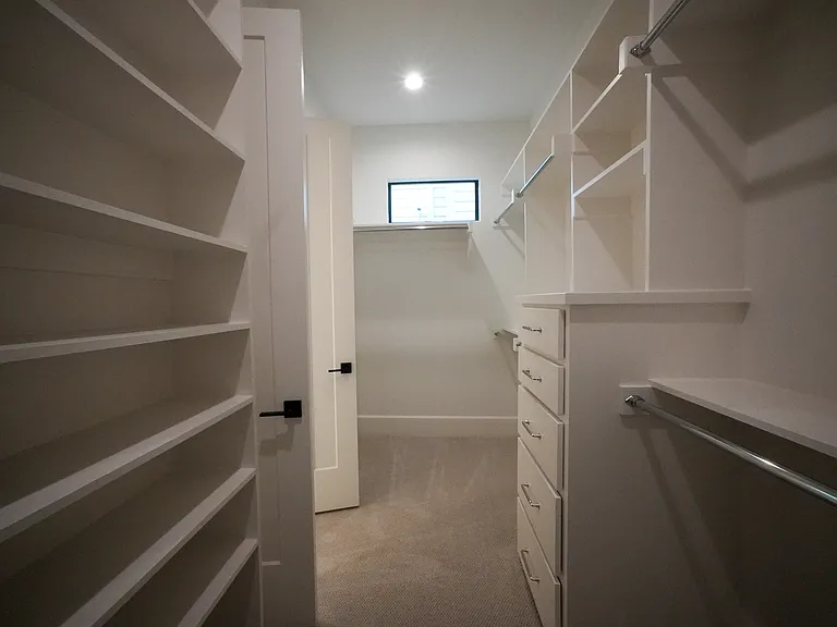 3529 Asbury St — Photo 7